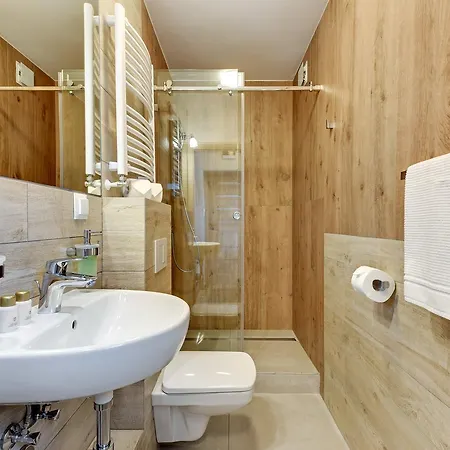 730 Art House 3* Sopot