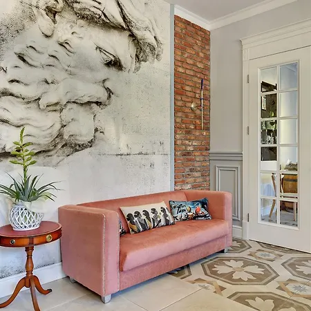 730 Art House アパートホテル ソポト