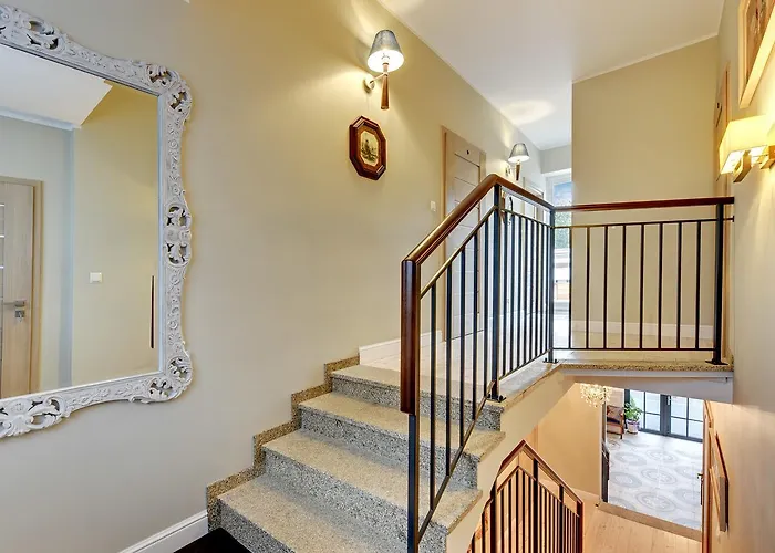 公寓式酒店 730 Art House 索波特